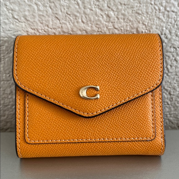 Coach Handbags - Coach Small Wyn Wallet / Papaya